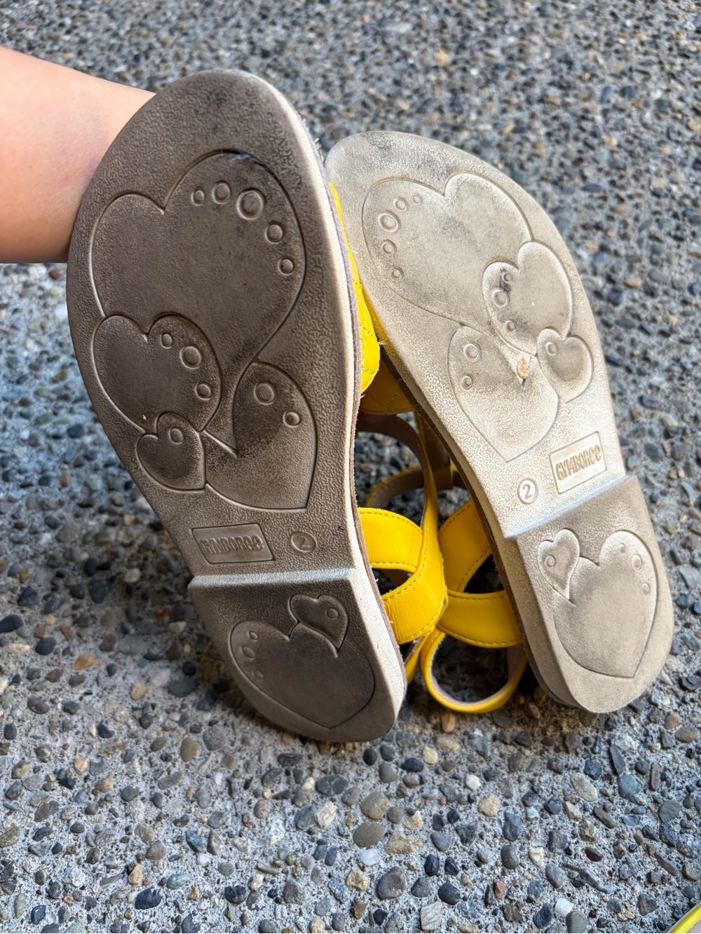 Gymboree Kids Yellow Sandals Y2 - Picture 4 of 5